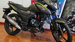 Honda chính thức mở bán ‘vua côn tay’ 160cc với giá 59 triệu đồng: 'Chơi tới bến' với Yamaha Exciter