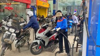 Giá xăng dầu biến động, cơ quan quản lý tính kịch bản điều hành Quỹ Bình ổn và phương án thuế