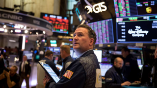 Dow Jones bật tăng giữa căng thẳng Trung Đông, dòng tiền ‘bắt đáy’ trở lại