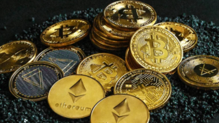 Việt Nam thí điểm sàn tiền số ngay tháng 3, lộ diện 5 ‘ứng viên’ đầu tiên