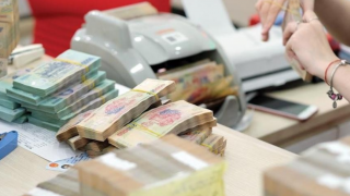 Lãi suất tiền gửi tăng 'dồn dập', có ngân hàng lên tới 8,4%/năm