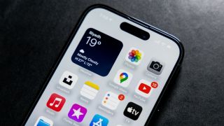 Không hề điêu, iPhone 18e giá rẻ cực kỳ đáng mua nhờ sự nâng cấp 'ăn chặt' cả iPhone Pro