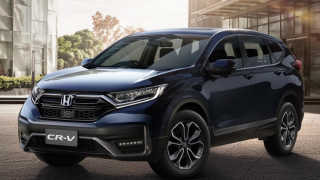 Honda CR-V tăng giá bản xăng: Thêm trang bị, ‘so găng’ CX-5 và Ford Territory ở phân khúc SUV C