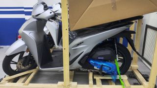 Tin xe cuối tuần: Honda SH 150i phiên bản 2026 cập bến đại lý Việt, màu đẹp hơn hẳn SH 160i, giá mềm