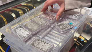 Giá bạc hôm nay 23/3: Bạc miếng, bạc thỏi trong nước giảm sâu, có nơi mất hơn 4 triệu đồng/kg