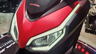 Honda chính thức ra mắt ‘vua xe ga’ mới xịn hơn cả SH và SH Mode: Có ABS, màn TFT khủng, giá hấp dẫn