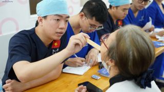 Bác sĩ Nha Khoa Quốc Tế Sài Gòn lan tỏa y đức thiện nguyện