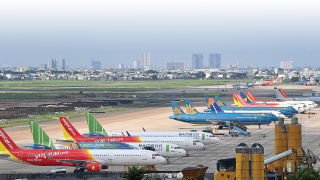 Vietnam Airlines, Vietjet, Bamboo Airways... đồng loạt điều chỉnh kế hoạch bay, kiến nghị về giá vé