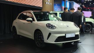 Tin xe 26/3: SUV 5 chỗ mới giá 510 triệu đồng ra mắt, thiết kế ‘nét’ hơn Honda CR-V và Mazda CX-5