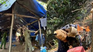 Hiện trường phát hiện lán trại khai thác vàng trái phép quy mô lớn trong rừng Khe Ma, thu giữ nhiều thiết bị liên quan