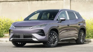 BYD trình làng SUV điện giá rẻ: Sạc 9 phút chạy 700 km, ‘chìa khóa’ cho bài toán giá xăng biến động
