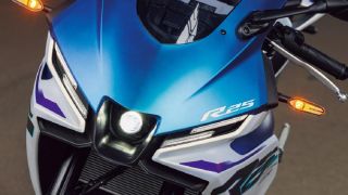 Yamaha chính thức ra mắt ‘vua côn tay’ 249cc mới giá 99 triệu đồng: Thiết kế thể thao nhất phân khúc