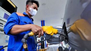 Giá xăng E5 giảm 447 đồng/lít, RON95 tăng, Quỹ bình ổn tiếp tục được sử dụng trong kỳ điều hành mới