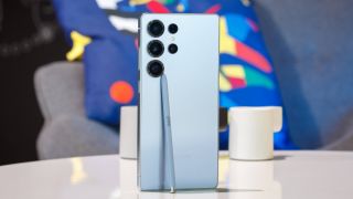 Giá đập hộp Galaxy S25 Ultra mới nhất tháng 4/2026: Giảm sâu không đáy, rẻ hơn iPhone 17 Pro Max gần 20 triệu đồng