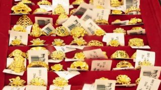 Giá bạc biến động 'ác' hơn vàng, leo đỉnh lao dốc rồi lại bật tăng: Chuyên gia cảnh báo thận trọng!