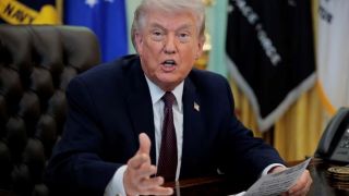 Mỹ sẵn sàng rời Iran ‘khá nhanh’: Ông Trump ra tối hậu thư, giá xăng thế giới chao đảo