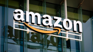 Iran tung đòn ‘trả đũa’, nhắm vào trung tâm dữ liệu Amazon ở vùng Vịnh