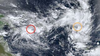Tin bão mới nhất: 24 giờ tới có thể hình thành bão trên biển Đông, Việt Nam chịu ảnh hưởng ra sao?