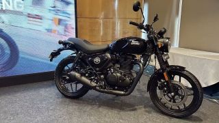 ‘Vua côn tay’ mới chính thức ra mắt giá 37 triệu đồng: Phân khúc trên Honda Winner R và Exciter 155