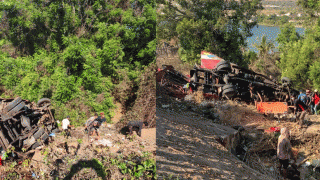 Hiện trường vụ xe khách ở Lâm Đồng lao thẳng xuống vực khiến 3 người tử vong, phương tiện vỡ nát