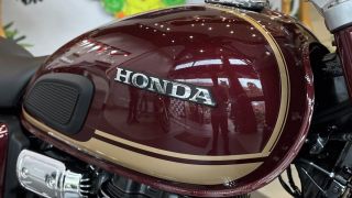 Tin xe máy 6/4: ‘Huyền thoại côn tay' giá 50 triệu đồng của Honda sắp về Việt Nam, thiết kế cực đỉnh