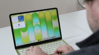 MacBook Neo rẻ nhất của Apple bán ra tại Việt Nam, người mua nhận thêm ưu đãi khủng, cực hời!