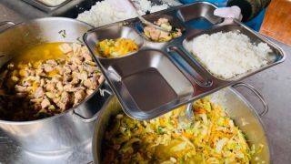 Vụ 300 tấn thịt lợn bệnh 'lọt' bếp ăn trường học: 26 trường công lập liên quan, có cả cơ sở mầm non!