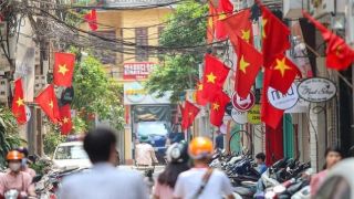 Nối kỳ nghỉ 30/4 thành 9 ngày: Tin vui cho người lao động nhưng doanh nghiệp lại rơi vào thế khó