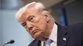 Ông Donald Trump tuyên bố sẵn sàng tái khởi động ‘cuộc chiến lớn hơn’ nếu Iran vi phạm điều này