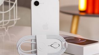 iPhone 16e rẻ nhất Việt Nam cho chip đời mới ngang trình  iPhone 17 Pro Max bán chạy top 5 thế giới