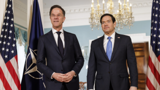 Không ủng hộ Mỹ trong chiến dịch Iran, một số nước NATO đối mặt nguy cơ bị Donald Trump trừng phạt