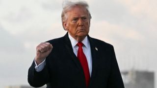 Mỹ chốt giờ phong tỏa eo biển Hormuz, Iran đáp trả cực gắt khiến thế giới ‘nghẹt thở’ vì giá xăng