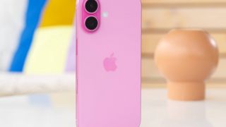 Giá xăng dầu hôm nay 13/4: Giá xăng RON95, E5 RON92 vẫn giảm khủng, dự đoán kéo dài, giá iPhone ra sao