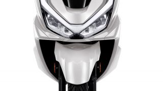 Tin giá xăng dầu tối 14/4: RON 95 giảm kỷ lục, Honda liền ra mắt mẫu xe ga 160cc mới đẹp hơn SH Mode