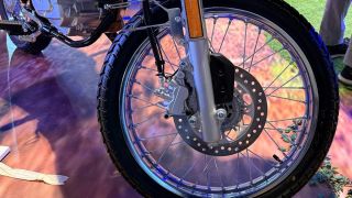 Suzuki chính thức ra mắt ‘vua côn tay’ 162cc mới giá 49 triệu đồng: Rẻ hơn Honda Winner R và Exciter