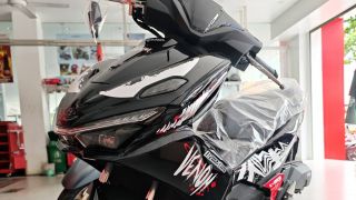 Giá xăng dầu cập nhật chiều nay 15/4: Ron 95 ‘rẻ bèo’, Honda Air Blade mới chính thức về đại lý Việt