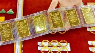 Giá vàng hôm nay 16/4 'nín thở': Bảng giá vàng miếng SJC và nhẫn trơn bất thường, thế giới quay xe?