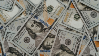 Tỷ giá USD hôm nay: Vietcombank, BIDV nhích nhẹ, chợ đen tăng mạnh