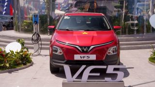 Giải mã lý do VinFast VF 5 lấn lướt hoàn toàn BYD Dolphin tại Việt Nam