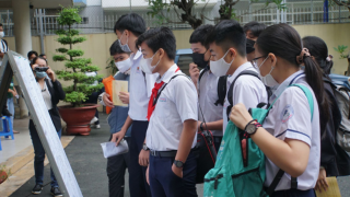 TP HCM tăng mạnh chỉ tiêu vào lớp 10 công lập, cuộc đua vào trường công ‘dễ thở' hơn