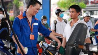 Giá xăng dầu hôm nay 23/4: Xăng RON95, RON92, dầu diesel, mazut cùng hạ nhiệt, kỳ tiếp tăng hay giảm? 