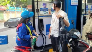 Lý do Bộ Công Thương loại dầu hỏa khỏi danh mục giá cơ sở, cơ chế điều hành giá xăng dầu từ 29/4 có thay đổi gì?