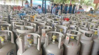 Giá gas hôm nay 28/4: Bình 12kg tại ba miền đứng giá, thị trường khí đốt  xuất hiện áp lực mới