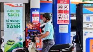 Bảng giá xăng dầu sáng nay 20/4: RON 92 và RON 95 vẫn cực rẻ, giá đầy bình xe máy Honda tại Việt Nam