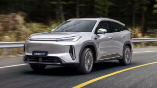 Điểm tin ô tô 30/4: SUV hybrid giá 460 triệu ra mắt, xe điện BYD Seagull phạm vi hoạt động 505 km