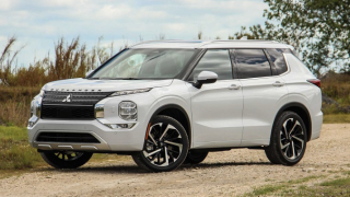 Chủ xe Mitsubishi cần chú ý: Hơn 108.000 xe Outlander bị triệu hồi vì lỗi cửa sau gây mất an toàn