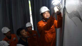 Người thuê trọ từ 25/5 cần biết: Giá điện chỉ từ 1.940-3.460 đồng/kWh, chủ nhà thu vượt khung sẽ bị phạt nặng