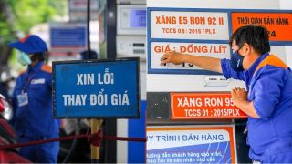 Giá xăng dầu hôm nay sắp điều chỉnh, ‘ông lớn’ tăng tốc tích trữ hàng, đẩy tồn kho lên mức kỷ lục