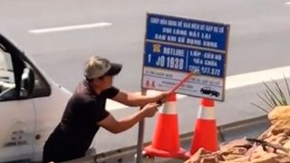 Danh tính người đàn ông cạo xóa số đường dây nóng trên cao tốc Bắc-Nam, hé lộ nguồn cơn sự việc