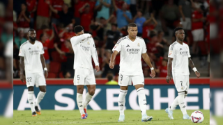 Real Madrid sụp đổ toàn diện: Từ tham vọng “Galacticos 3.0” đến mùa giải hỗn loạn chưa từng thấy